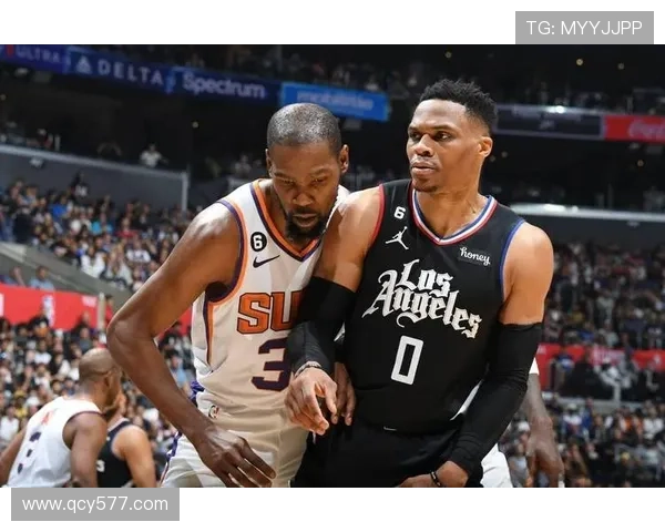 老炮真香!保罗替补9分钟送9助全场正负值+24展现老将风采 老炮真香!保罗替补9分钟送9助全场正负值+24展现老将风采