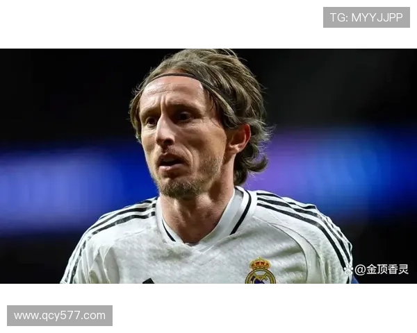 40岁莫德里奇依旧神勇 赛季至今场场首发连战5场踢满90分钟 40岁莫德里奇依旧神勇 赛季至今场场首发连战5场踢满90分钟